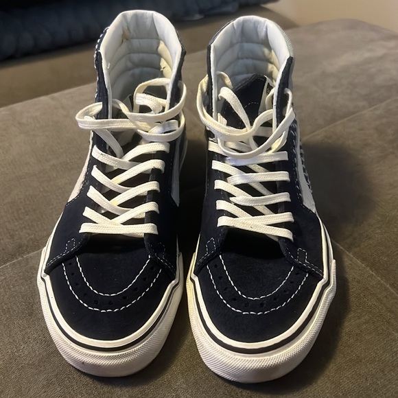 Patchwork Vans - Picture 3 of 4